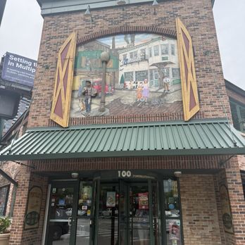Portillo's & Barnelli's Chicago - Storefront / entrance - Hot Dogs Near Me - Chicago, Illinois