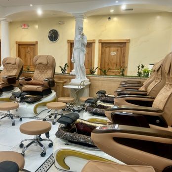 LV Spa & Nails - Foot spa area - Waxing Near Me - Las Vegas, Nevada LV Spa & Nails - Foot spa area - Waxing Near Me - Las Vegas, Nevada