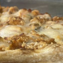La Famosa Pizza