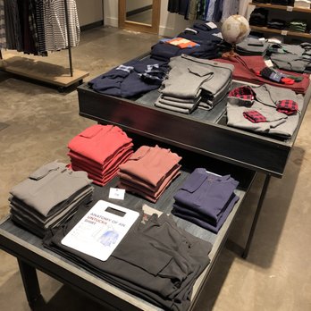 UNTUCKit - Men's Clothing Near Me - Lone Tree, Colorado
