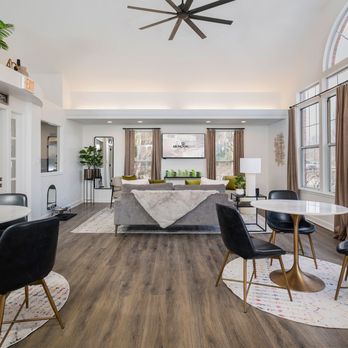 Arlington Club Apartments - Apartments Near Me - Wheeling, Illinois Arlington Club Apartments - Apartments Near Me - Wheeling, Illinois