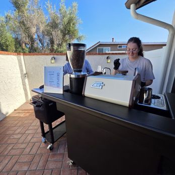 Después Coffee Cart - Brewing it up! - Caterers Near Me - Costa Mesa, California Después Coffee Cart - Brewing it up! - Caterers Near Me - Costa Mesa, California