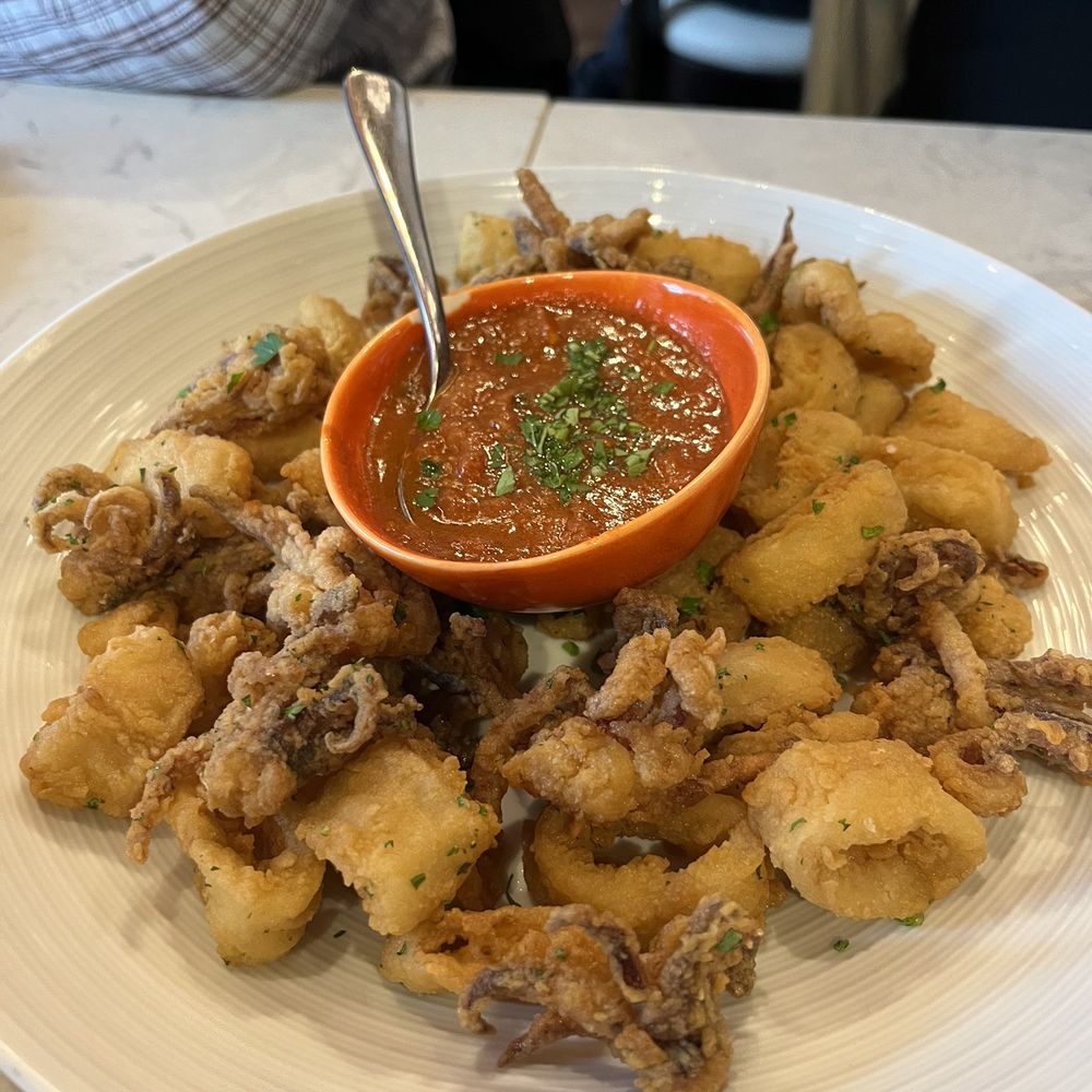 Mia Francesca - Calamari Fritti - Italian Near Me - Chicago, Illinois Mia Francesca - Calamari Fritti - Italian Near Me - Chicago, Illinois