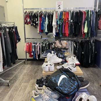 Plato’s Closet - Nike section - Accessories Near Me - Vacaville, California Plato’s Closet - Nike section - Accessories Near Me - Vacaville, California