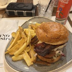 Tino Caffe - Hamburger