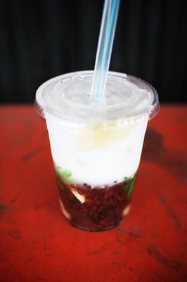 Thạch Chè Hiển Khánh by null