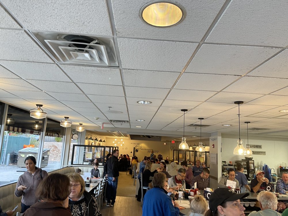 2 Mauro’s Cafe