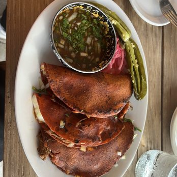 Curra’s Hyde Park - Birria - Mexican Near Me - Austin, Texas Curra’s Hyde Park - Birria - Mexican Near Me - Austin, Texas