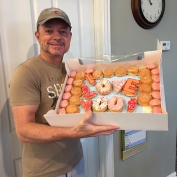 Sara Donut - Happy Valentines to my husband - Donuts Near Me - Euless, Texas