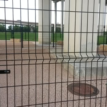 Bush Central Barkway - Just absorb how clean and inviting the new park is! Bring treats and sit a spell. - Dog Parks Near Me - Richardson, Texas