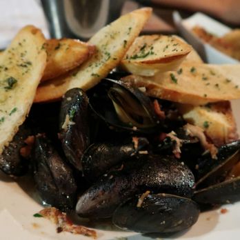 Common Theory - Mussels - Gastropubs Near Me - San Diego, California