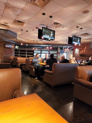 Brick House Tavern + Tap by null