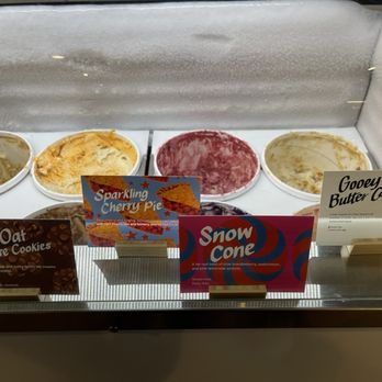 Jeni's Splendid Ice Creams - Selection - Ice Cream & Frozen Yogurt Near Me - Columbus, Ohio Jeni's Splendid Ice Creams - Selection - Ice Cream & Frozen Yogurt Near Me - Columbus, Ohio