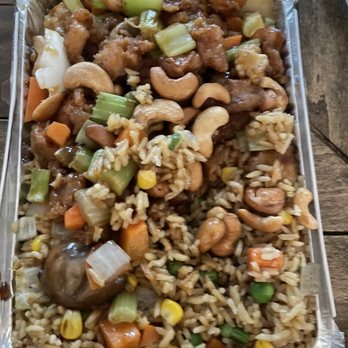 Golden Wok - Cashew Chicken - Chinese Near Me - Greensboro, North Carolina