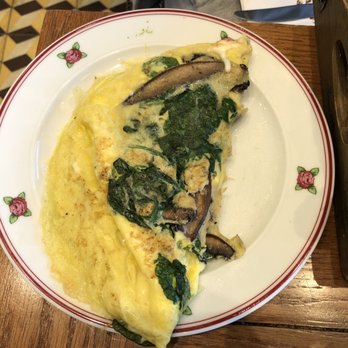 Cafe Landwer - Rutherford & Bathurst - Spinach & Mushroom omelette - Cafes Near Me - Maple, Ontario