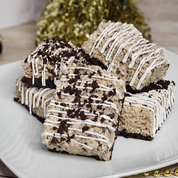 Yummification - Cookies n. Cream Rice Krispie Treats - Bakeries Near Me