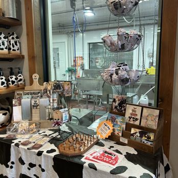 Kalona Creamery - Cheese Shops Near Me - Kalona, Iowa Kalona Creamery - Cheese Shops Near Me - Kalona, Iowa