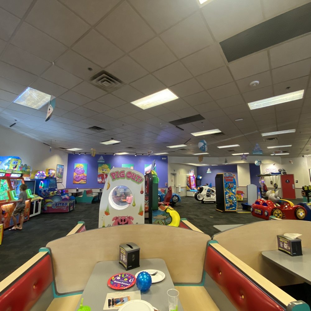 Chuck E. Cheese - Pizza Near Me - San Diego, California Chuck E. Cheese - Pizza Near Me - San Diego, California