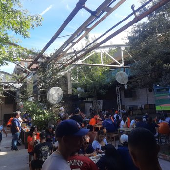 Pitch 25 Beer Park - Outside patio - Beer Gardens Near Me - Houston, Texas Pitch 25 Beer Park - Outside patio - Beer Gardens Near Me - Houston, Texas