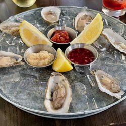 Fin & Fern - Oysters on the half shell (1/2 dozen).
