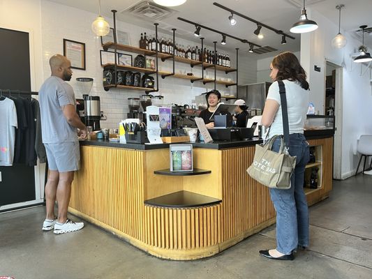 Luce Avenue Coffee Roasters - River Oaks by null