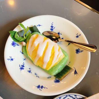 Pineapple Thai - Mango sticky rice - Thai Near Me - Cupertino, California Pineapple Thai - Mango sticky rice - Thai Near Me - Cupertino, California
