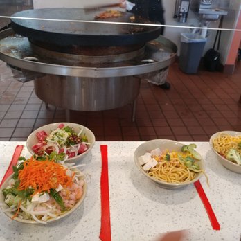 Gobi Mongolian Grill - Bowls in queues - Mongolian Near Me - Pleasanton, California