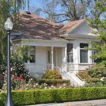 The Stoddard House - Guest Houses Near Me - Napa, California The Stoddard House - Guest Houses Near Me - Napa, California