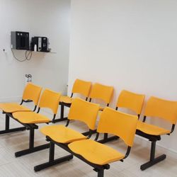 Clínica Médica Popular Doctor Vip Brasil - Sala de espera dos consultórios