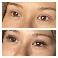 Dressed Lashes & Esthetics - Light hybrid Lash Extensions