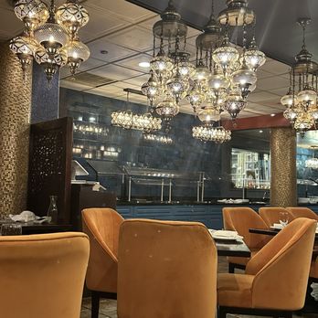 Indian Garden Restaurant - Beautiful interior - Indian Near Me - Chicago, Illinois