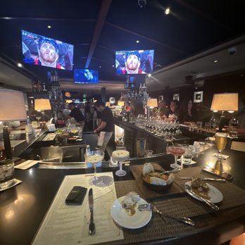 TOWN - Bar - Steakhouses Near Me - San Carlos, California