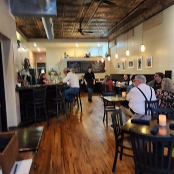 The Grand Cafe - Inside dining - New American Near Me - Jefferson City, Missouri