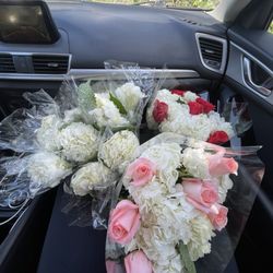 2 bouquets & hydrangeas
