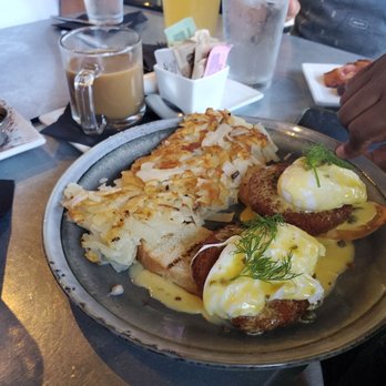 Toast - Eggs benedict - Breakfast & Brunch Near Me - Temecula, California
