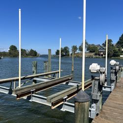 Rivers Edge Boat Lift Services - Installed Up and Out 8K Lift with E-gears and Remote