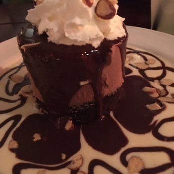 Bahama Breeze - Chocolate Island is chocolate mousse on a brownie with anglaise sauce: OMG! Holy deliciousness! Yes, please! - Bars Near Me - Pittsburgh, Pennsylvania Bahama Breeze - Chocolate Island is chocolate mousse on a brownie with anglaise sauce: OMG! Holy deliciousness! Yes, please! - Bars Near Me - Pittsburgh, Pennsylvania