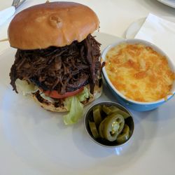 Hot Rod Diner - Brisket burger