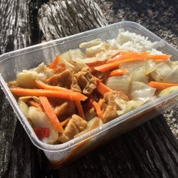 Nelson Farmers' Market - A lemongrass and tofu stir fry