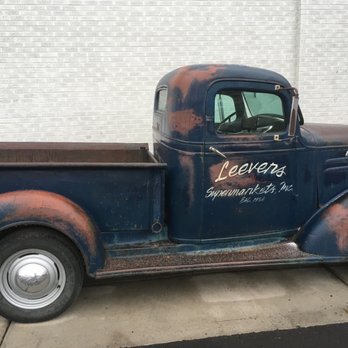 Leevers Locavore - Leevers Locavore - cute truck - Grocery Near Me - Denver, Colorado