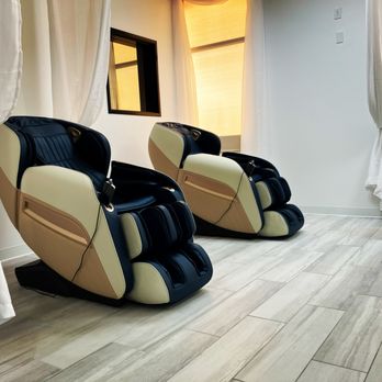 Vital Infusions & Performance - Enjoy your next IV infusion in our zero gravity, full body massage chairs that even massage your feet! - Weight Loss Centers Near Me - Las Vegas, Nevada Vital Infusions & Performance - Enjoy your next IV infusion in our zero gravity, full body massage chairs that even massage your feet! - Weight Loss Centers Near Me - Las Vegas, Nevada