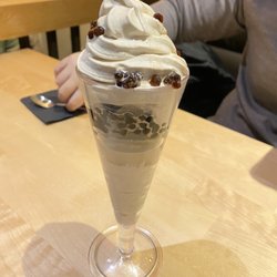 Flower and Dessert 次第花开 - Bubble milk tea sundae!