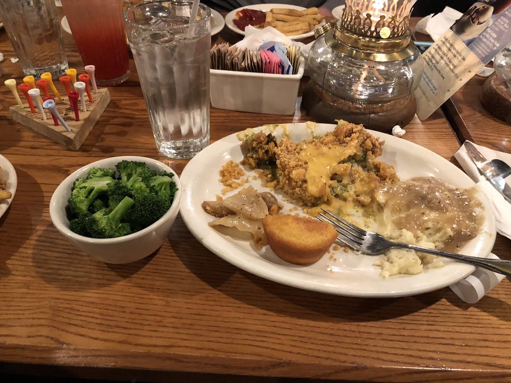 Cracker Barrel Old Country Store, Wichita Roadtrippers