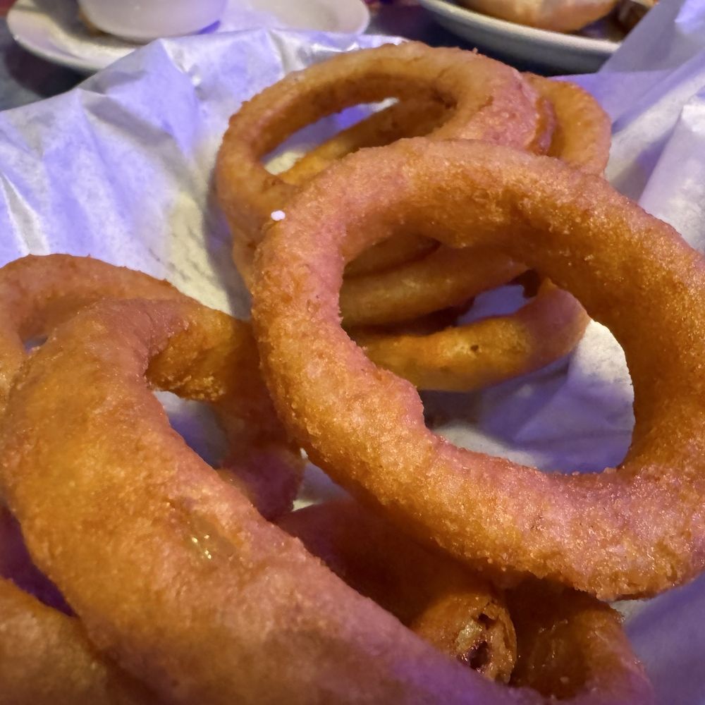Lucky Buck Cafe - Onion rings - Cafes Near Me - Groveland, California