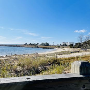 Nick's Boathouse - Beach front - Seafood Near Me - Pensacola, Florida