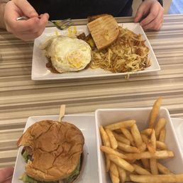 L.A. Burger and Egg Khima
