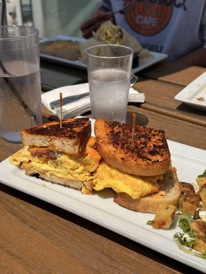 PB Shore Club by null