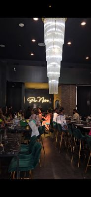 Pur Noire Urban Wineries by null