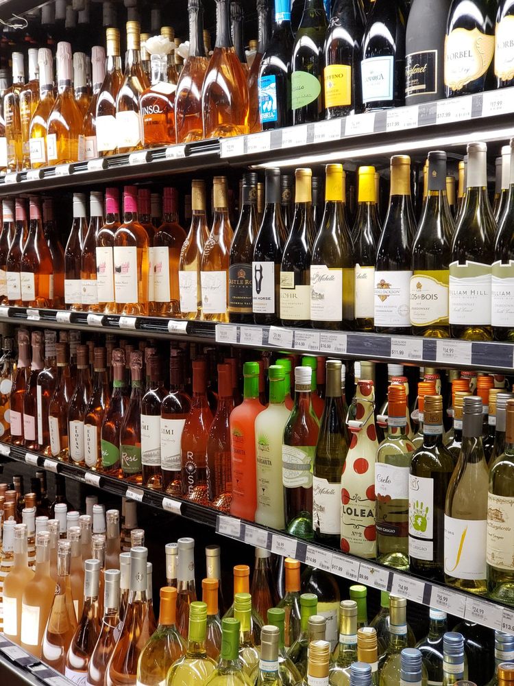 THE FRESH MARKET 22 Photos & 25 Reviews Grocery 4357 Forsyth Rd