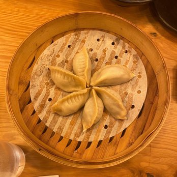 Dough Zone Dumpling House - Midtown - Beef steamed dumplings - Noodles Near Me - Houston, Texas Dough Zone Dumpling House - Midtown - Beef steamed dumplings - Noodles Near Me - Houston, Texas